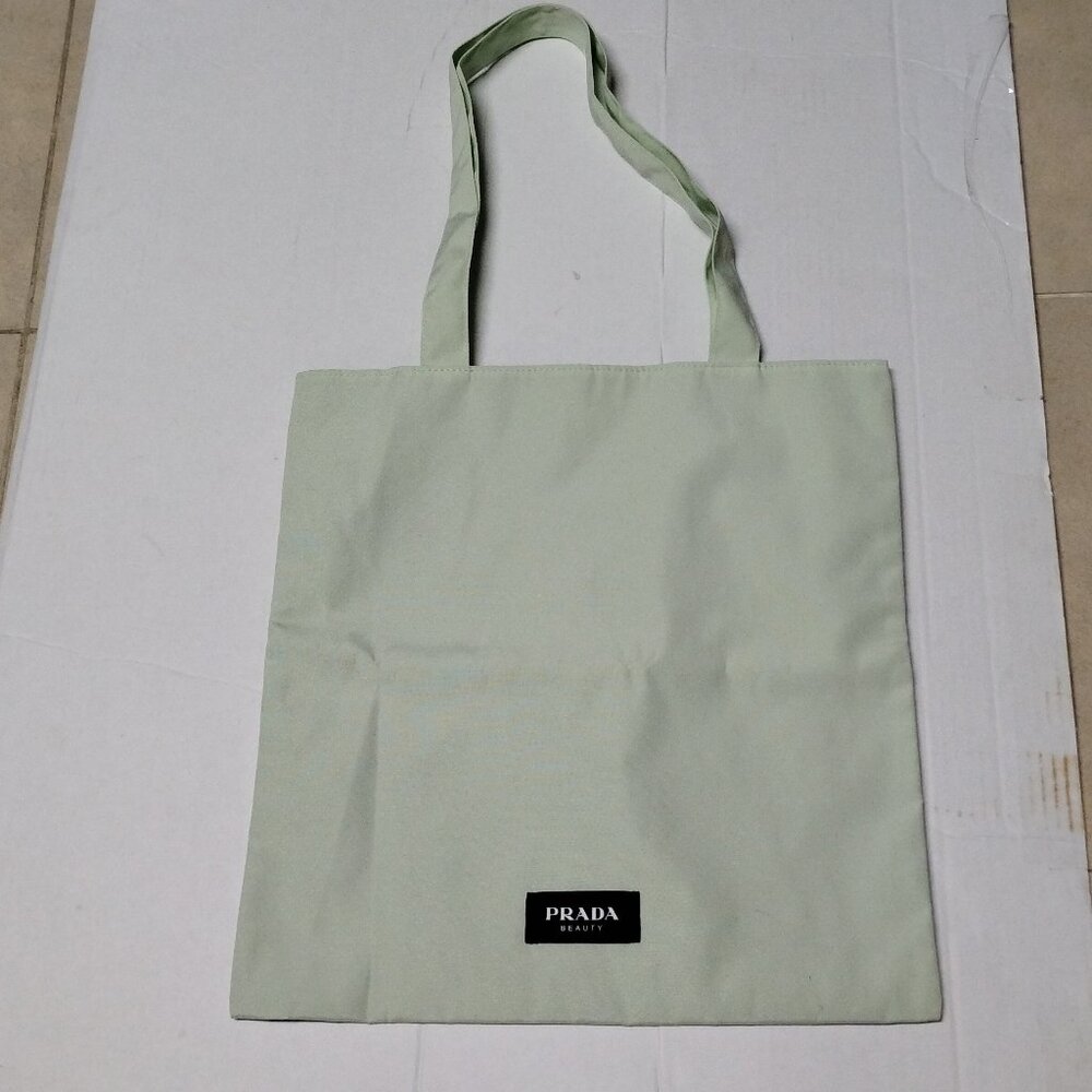 ❤️PRADA BEAUTY Light Green Tote Errand Bag